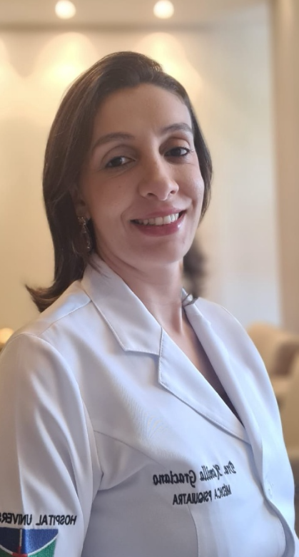 Dra. Kamilla Graciano Dias - Psiquiatra especialista em saúde mental feminina. Atendimento online para todo Brasil e presencial em Brasília